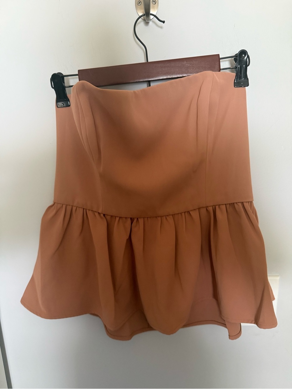 NWT French Connection York Satin Strapless Peplum Top - Picture 2 of 6